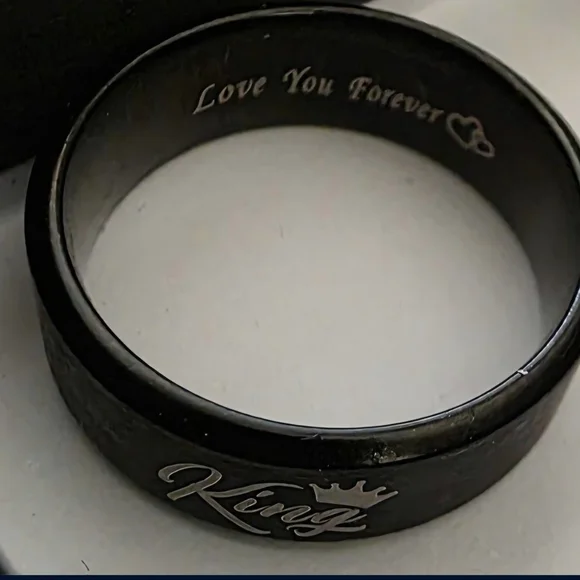 Black King and Queen Rings - Picture 3 of 3